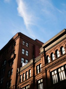 بازسازی ساختمان